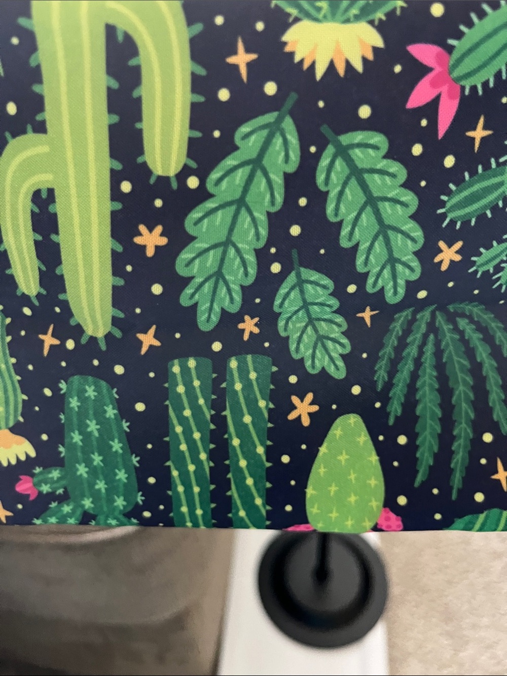 Cactus Print Insulated Lunch Bag - Green & Pink - Picture 4 of 4